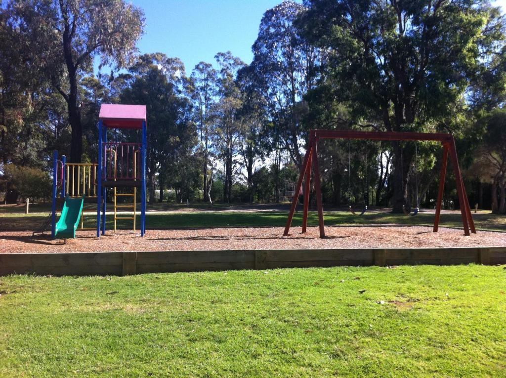 Mallacoota'S Shady Gully Caravan Park Екстериор снимка